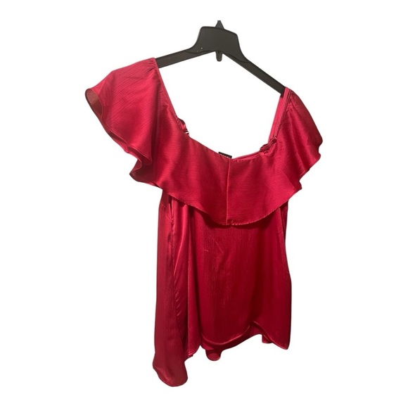 Torrid Red Chiffon Cold Shoulder Holiday Social Top 1X NWT - Picture 8 of 8